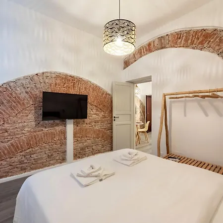 Apartment Castelli's Campo 7 *