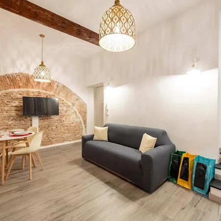 Castelli's Campo 7 Apartment Genoa